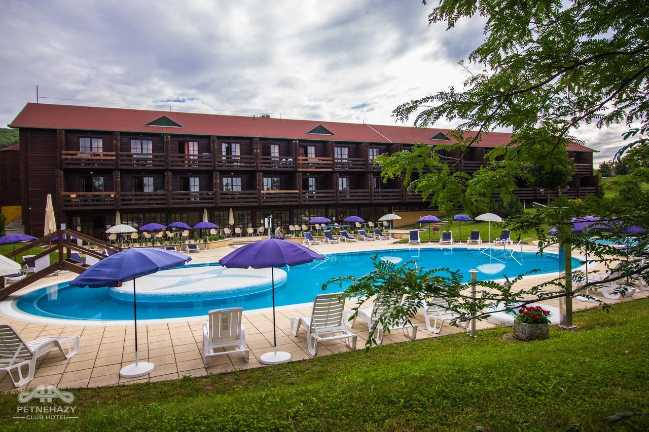 Petnehazy Aparthotel Budapest Exterior photo